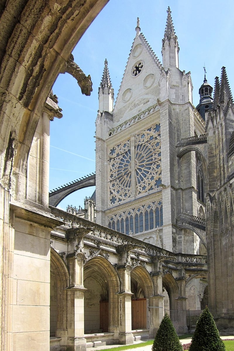 Renaissance Tours